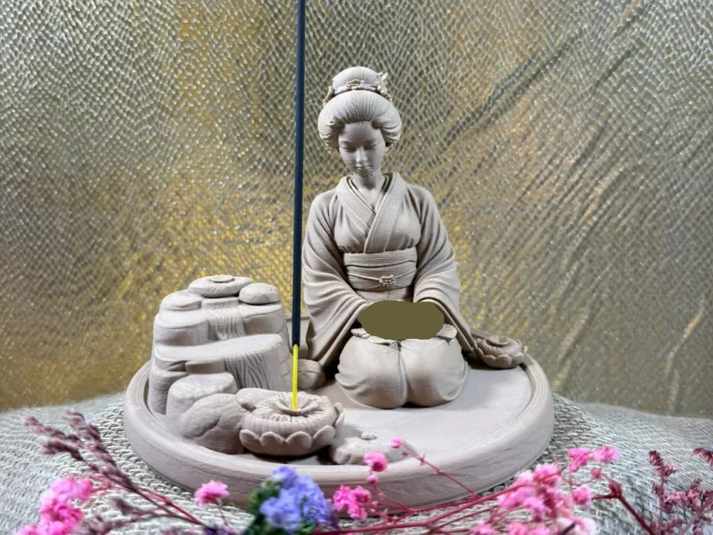 Figura Geisha con base de incienso, vista 1