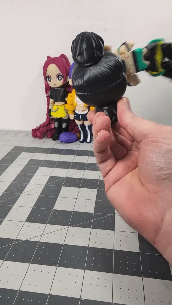 "Z" Chibi Kpop I-Doll Flexi (Muñeca inspirada en Zoey), vista 2
