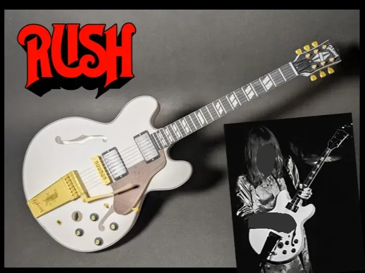 Modelo de miniguitarra Gibson ES-355 de Alex Lifeson, vista 1