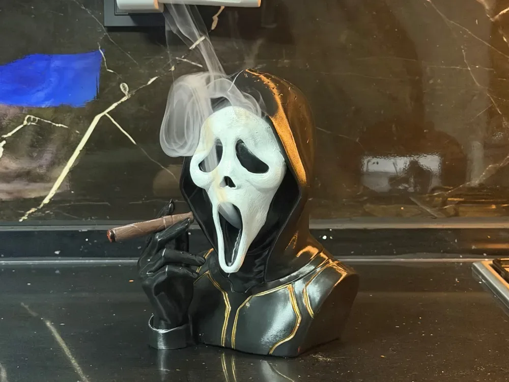 Quemador de incienso con cara de fantasma | Busto de humo de reflujo, vista 3