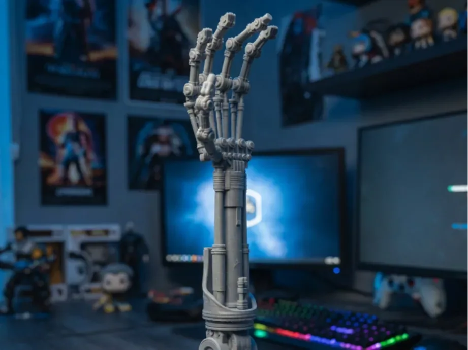 Pantalla de brazo de endoesqueleto Terminator 2 AMS Ready, vista 1