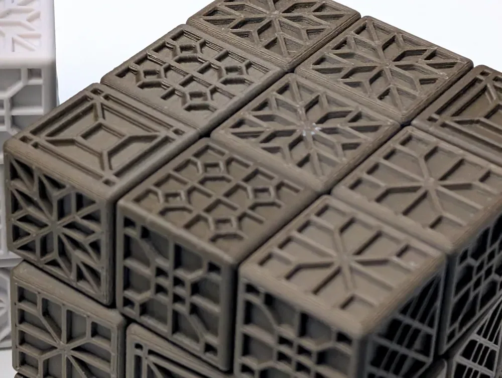 Kumiko inspiró el cubo de Rubik, vista 2