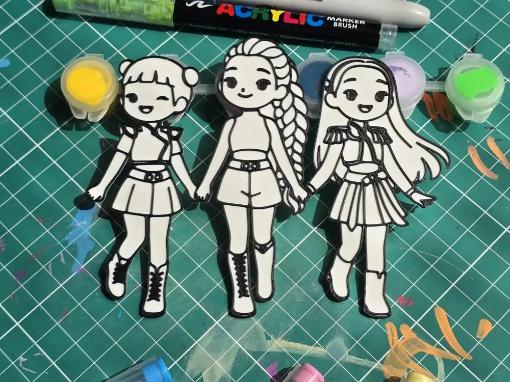 Kpop cazadores de demonios dorados para colorear, vista 1