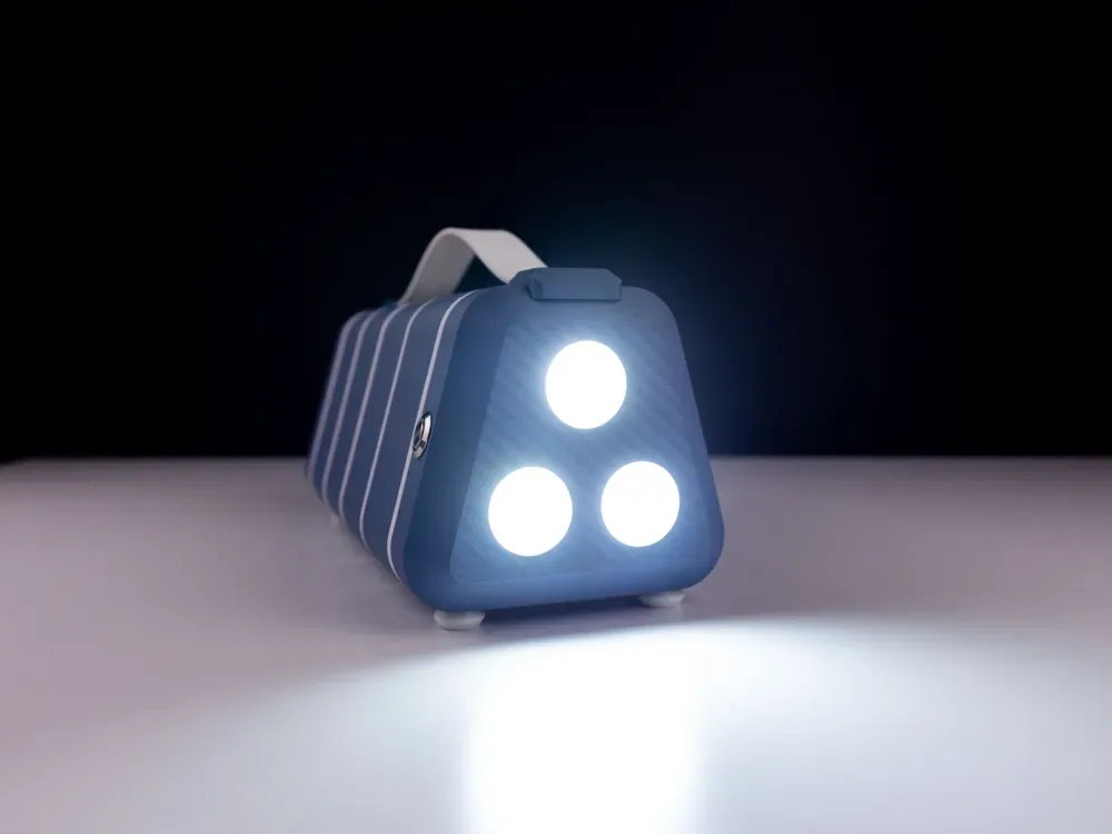 Mega powerbank DIY con linterna, vista 2