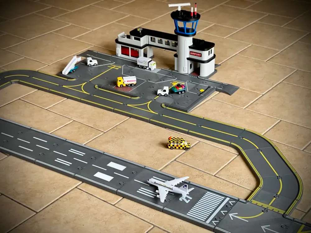 Toy City Airport Tower & Gate Terminal (1:64/1:87), vista 3