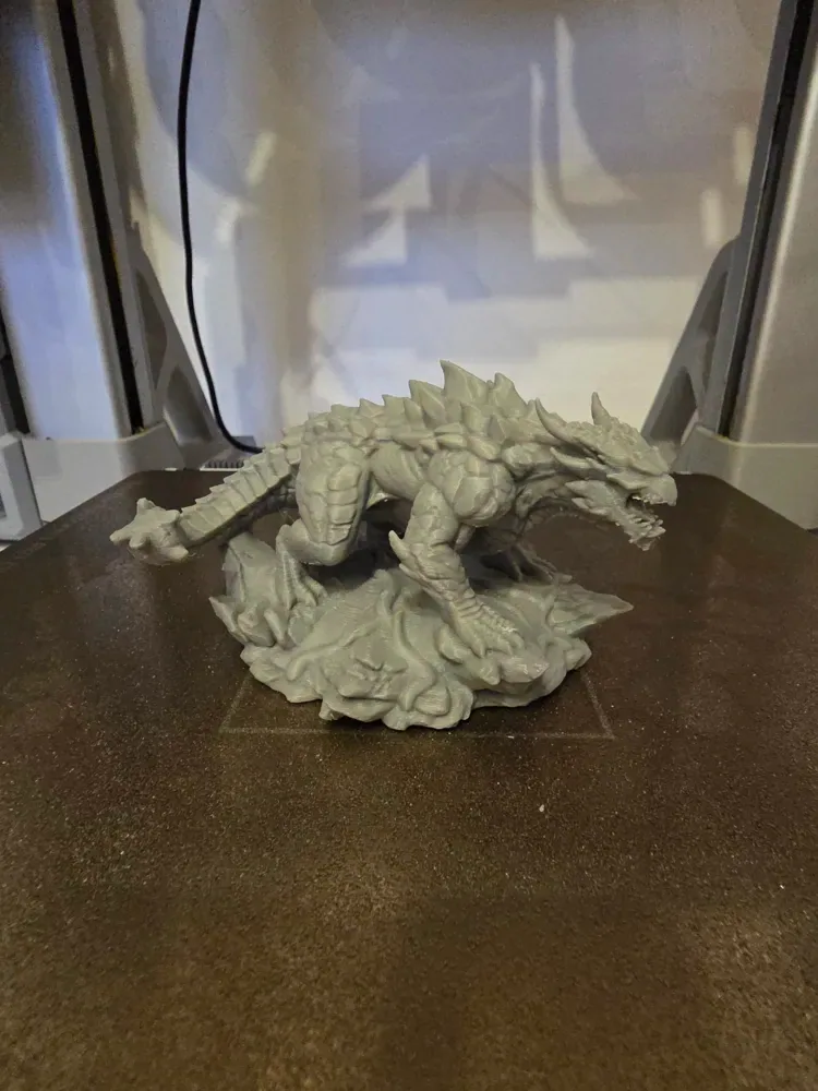 Dragón de magma - Monstruo sin barba "Draco volcánico", vista 2