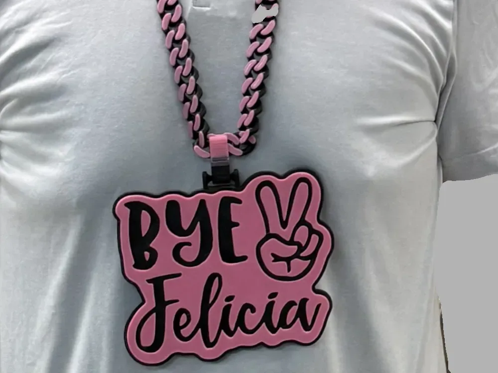 Adiós Felicia Hype Chain / Going Away Presente, vista 1