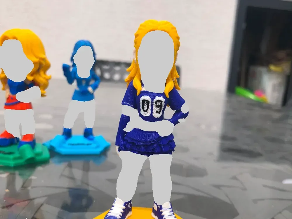 Manifest Music Band - Figura Chibi inspirada en Esin, vista 1