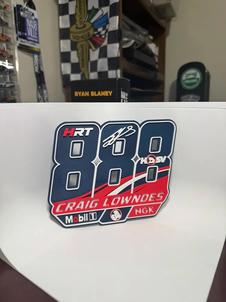 Craig Lowndes 888 HRT Holden V8 Supercoches, vista 2