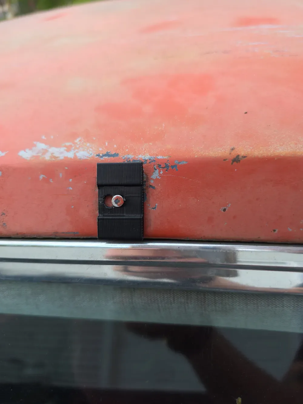 1973-77 Chevy El Camino Clip de moldura de cama superior para impresión 3D, vista 2