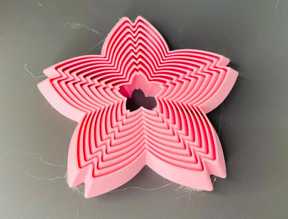 Juguete sensorial Sakura en forma de flor de cerezo, vista 3