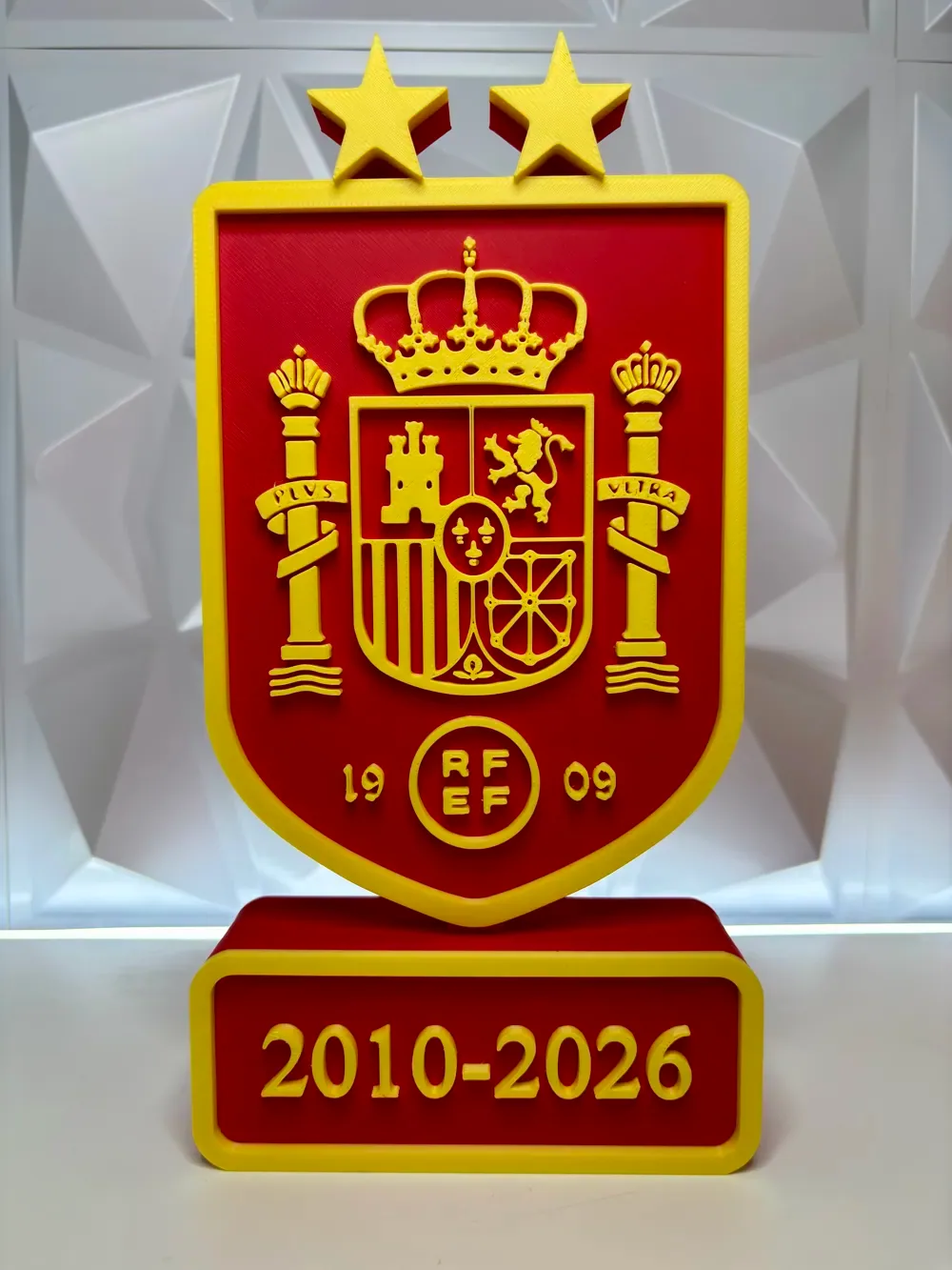 Escudo España Campeona del Mundo 2026 2 Estrellas, vista 2