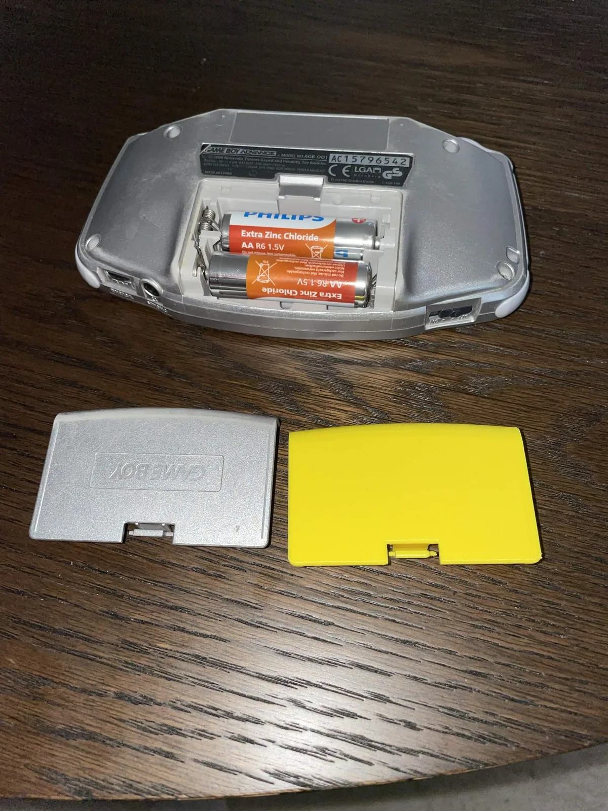 Tapa de batería de Game Boy Advance para impresión 3D, vista 3