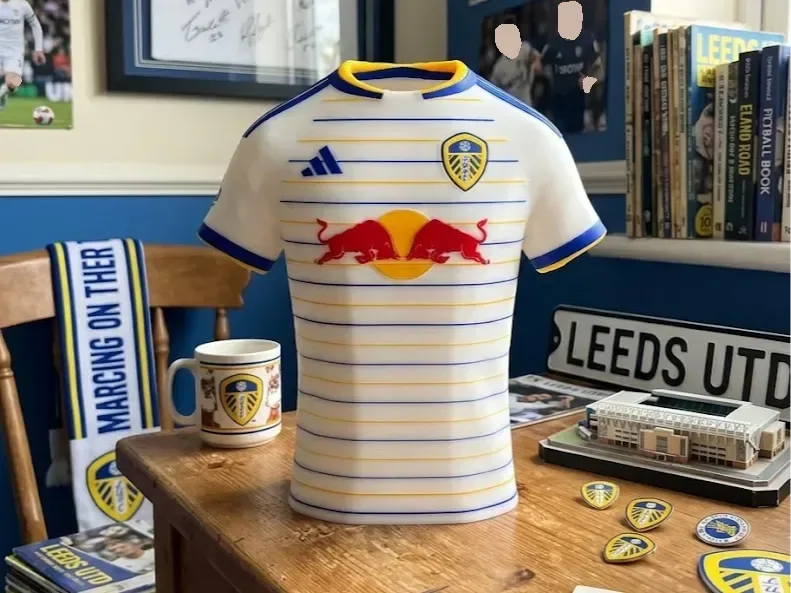 Maglia Leeds United - 2026-2027, vista 1