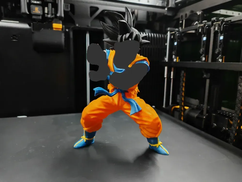 Son Goku - Postura de Kamehameha con kanji de espalda de Satoru, vista 2