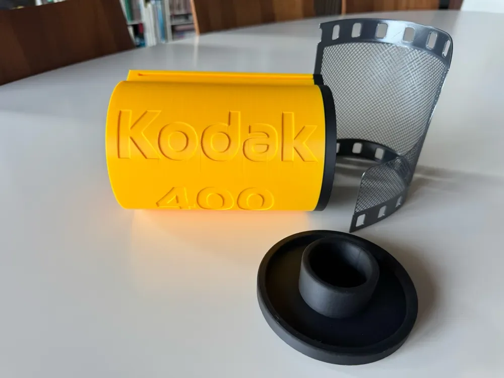 Rollo de película Kodak grande — caja organizadora para escritorio, vista 3