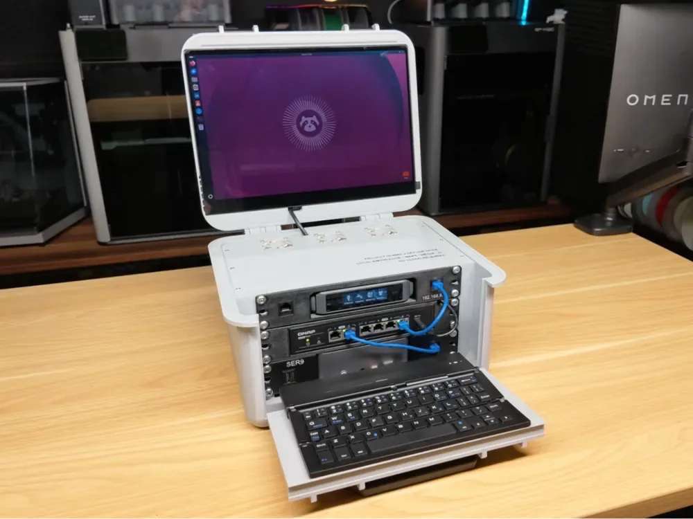 Internet portátil sin conexión: Homelab 3U en un estuche, vista 1