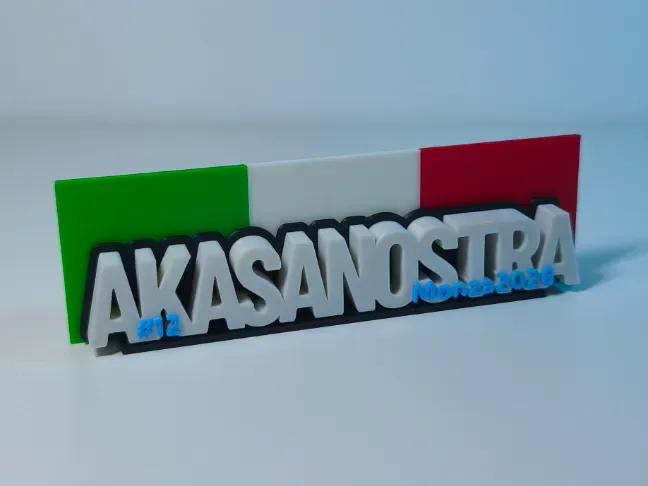 Texto dedicado a la victoria de Kimi Antonellis en Monza 2026, vista 1