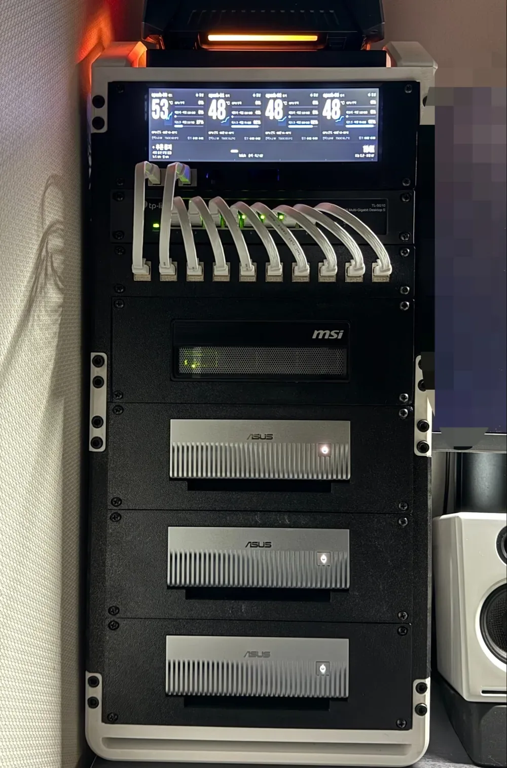 Módulo ASUS Ascent GX10 2U para Rack de 10 pulgadas, vista 3