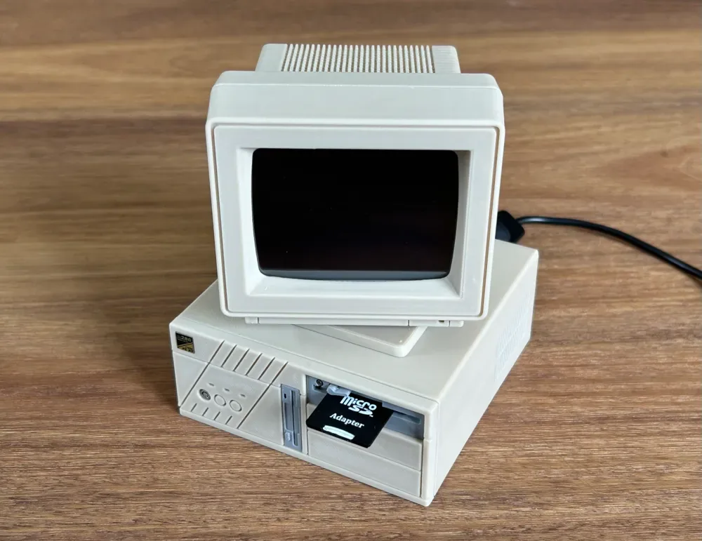 Caja retro para PC de escritorio Raspberry Pi, vista 1