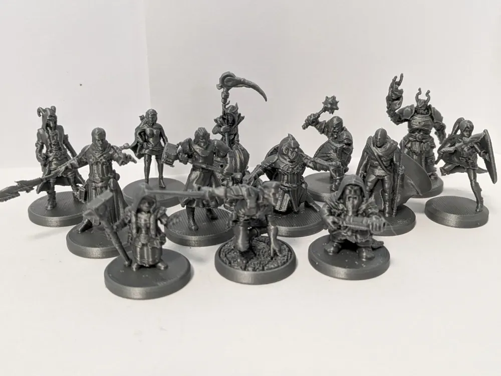 Paquete de personajes de jugador DnD 4 miniaturas, vista 1