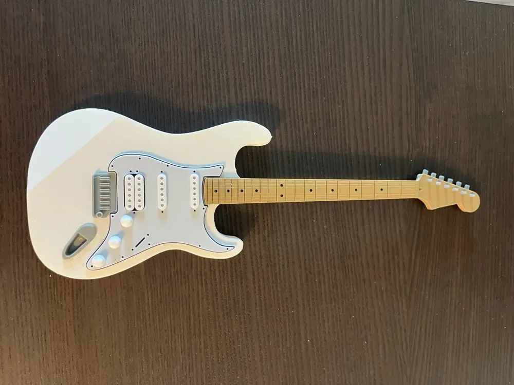 Réplica de guitarra Fender Stratocaster, vista 2
