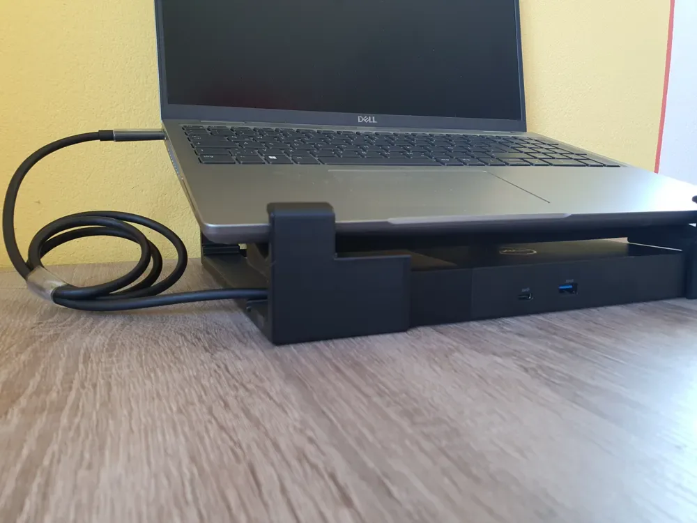 Soporte para computadora portátil Estación de acoplamiento Dell para impresión 3D, vista 1