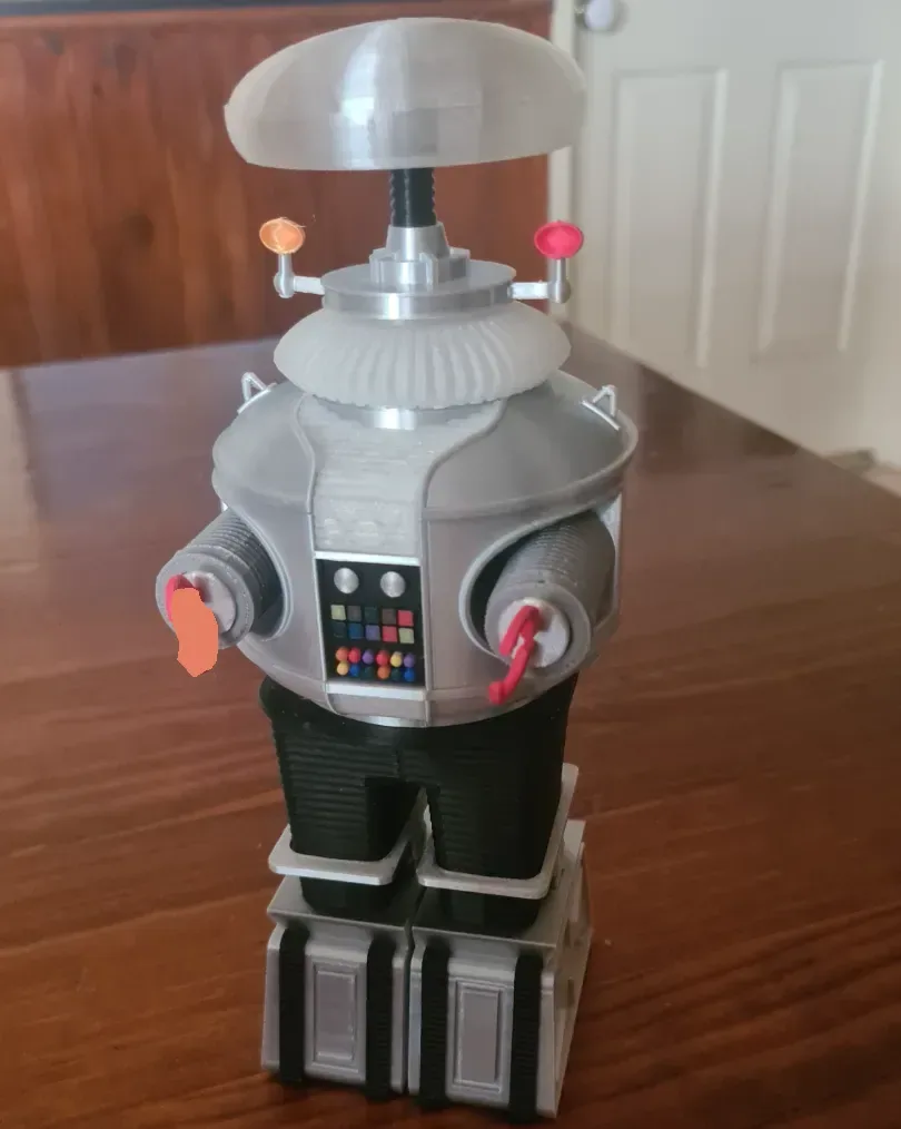 Lost in Space B9 Robot, vista 1