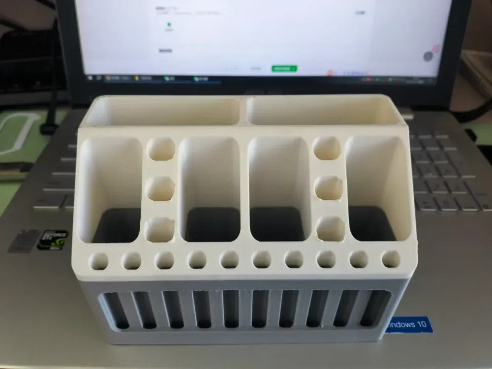 Caja de almacenamiento de herramientas para impresión 3D, vista 1