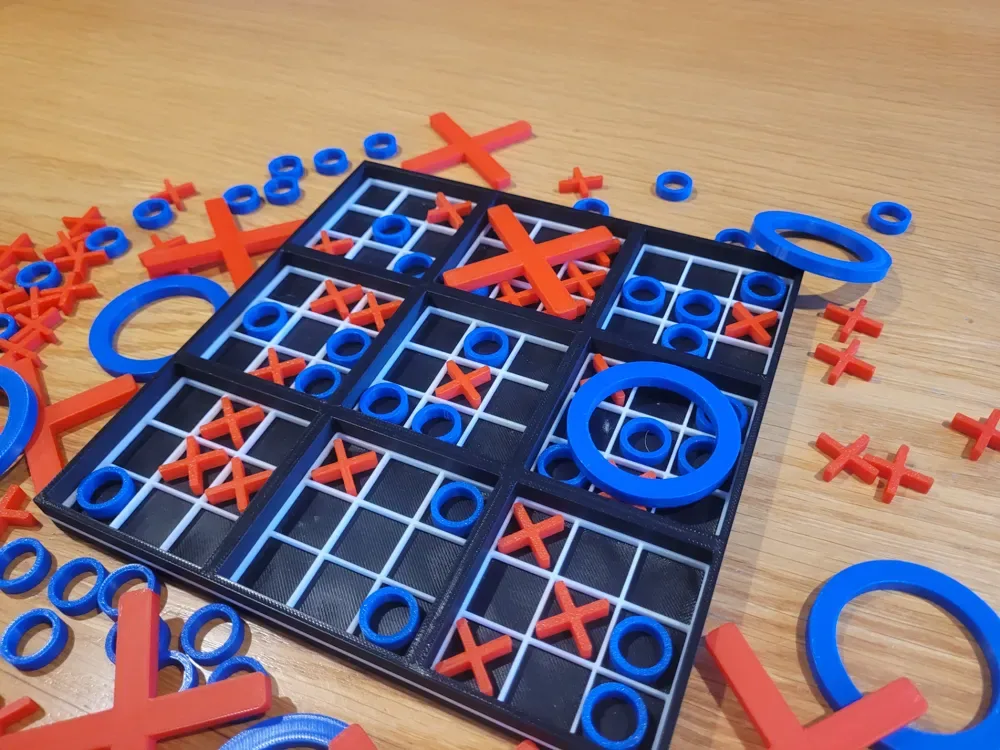 Último juego de mesa Tic Tac Toe, vista 2