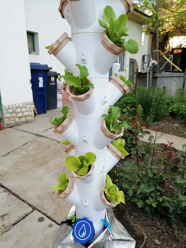 Jardín de torre hidropónica modular, vista 1