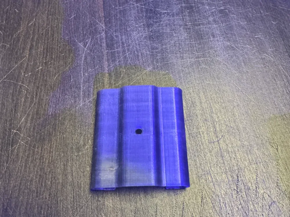 Clip de montaje de hoja AI para impresión 3D, vista 1