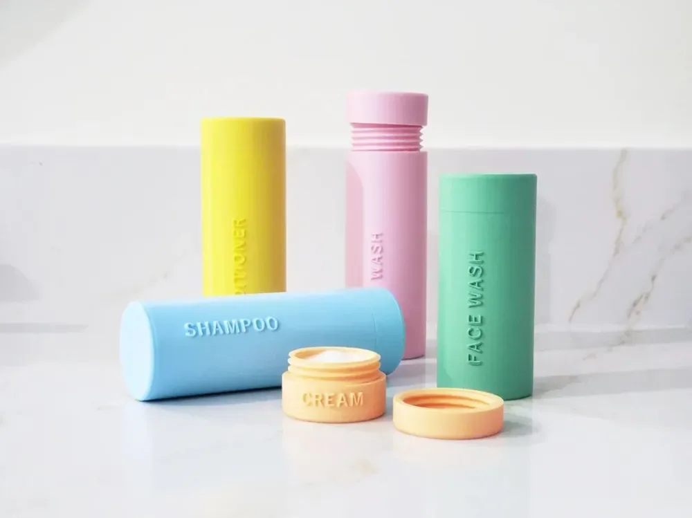 Botellas de viaje de diseñador (aprobadas por la TSA), vista 1