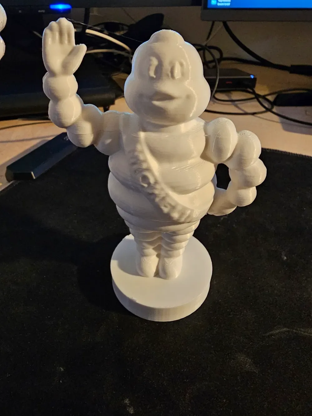 Hombre Michelin, vista 1
