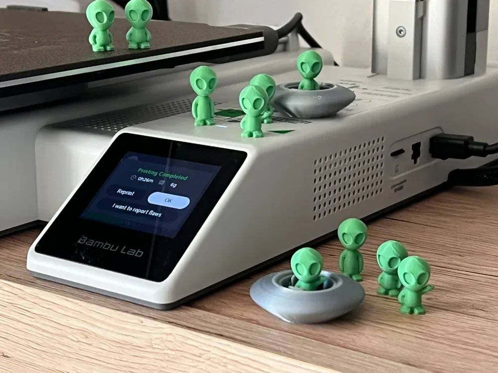 Pequeños visitantes alienígenas, vista 1