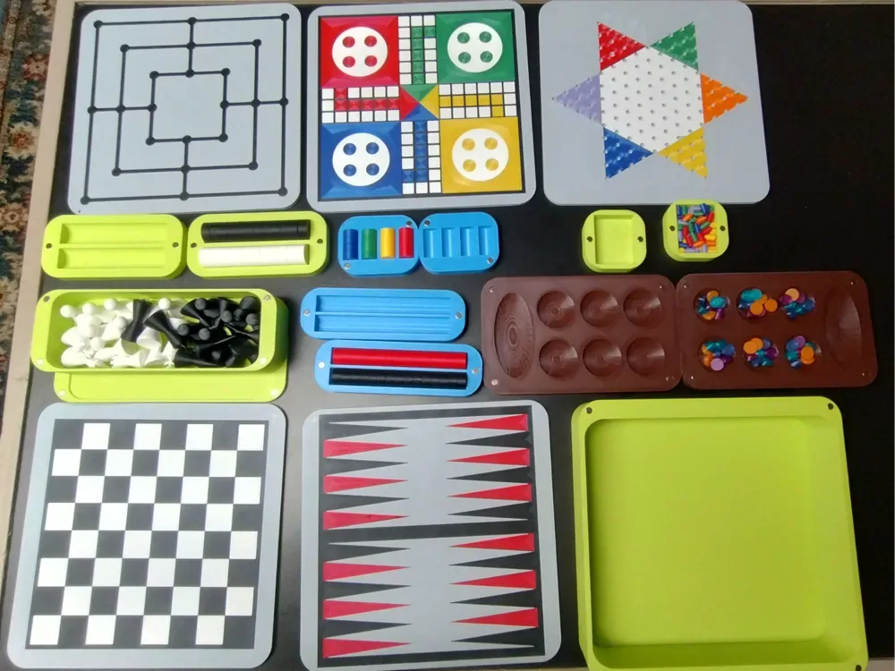 Juego de caja de juego de mesa 7 en 1, vista 1
