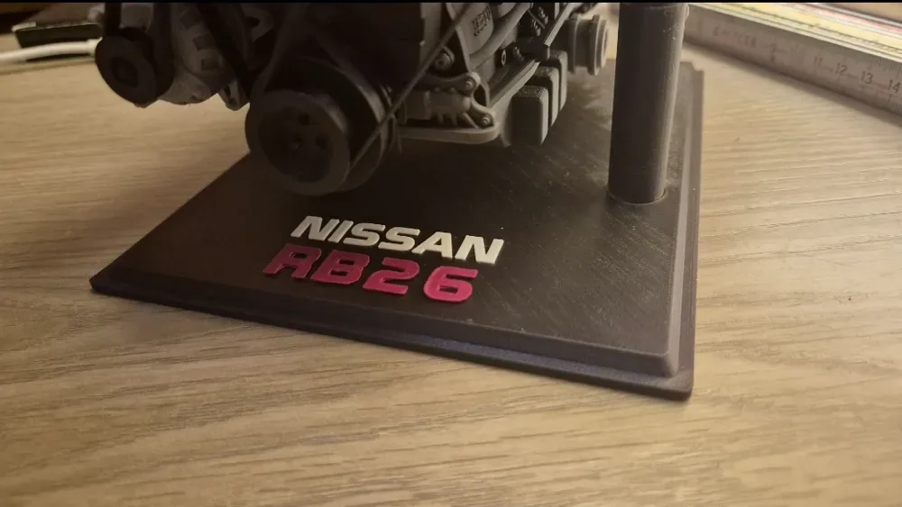 Homenaje a la placa/adorno del motor RB26DETT, vista 3