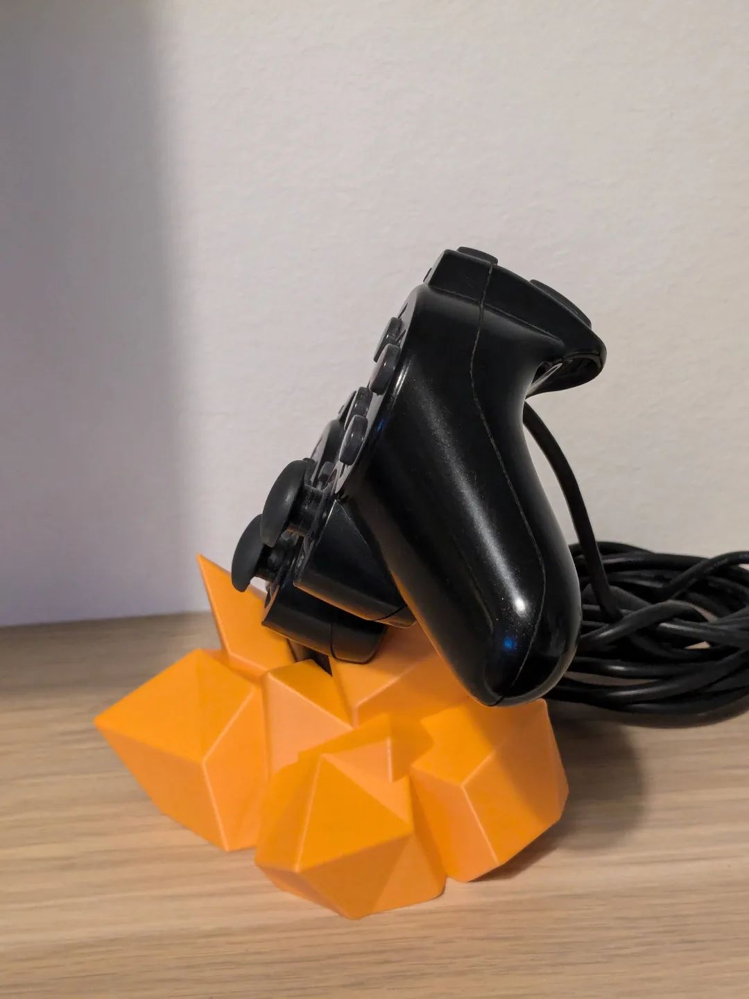Soporte para mando de PlayStation 2 · DualShock 2 Crystal para impresión 3D, vista 3