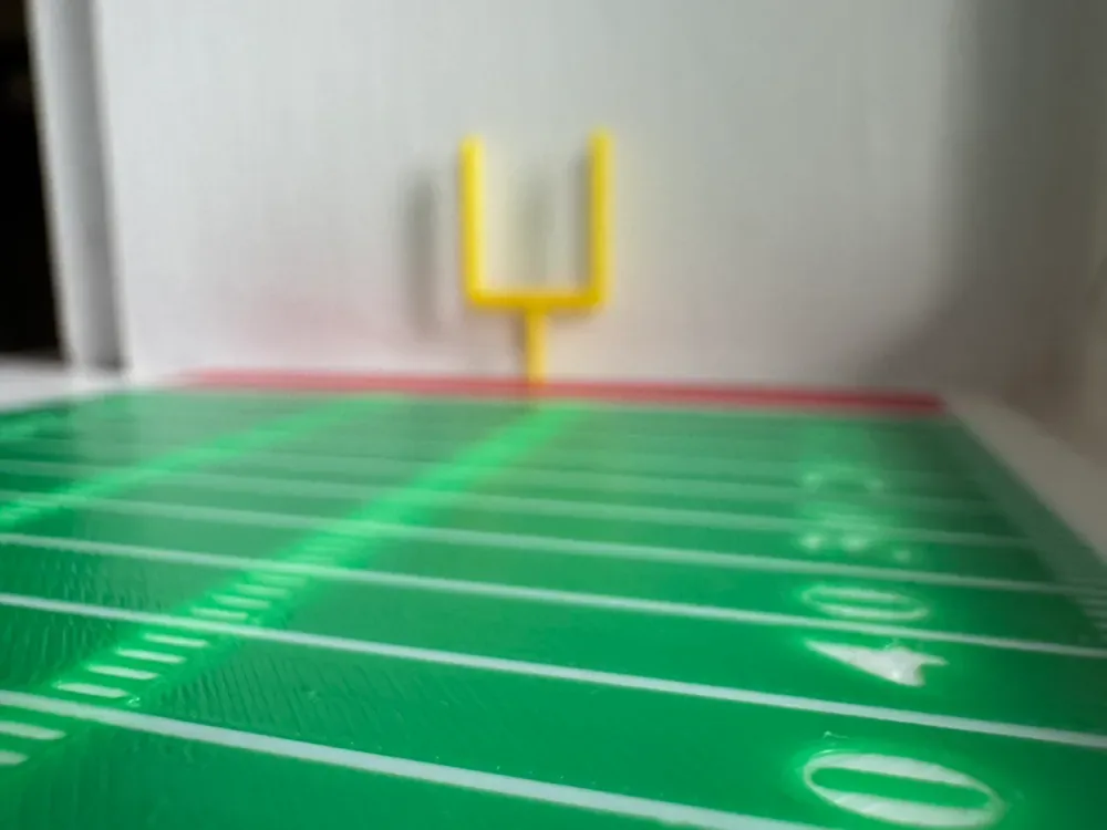 Campo de fútbol de escritorio multicolor, vista 3