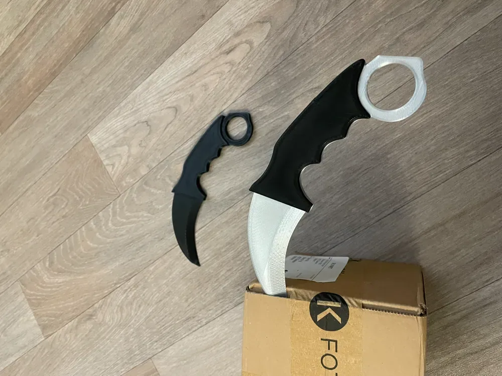 Caja Carta Cardbord Abridor Karambit Cuchillo Cortador, vista 3