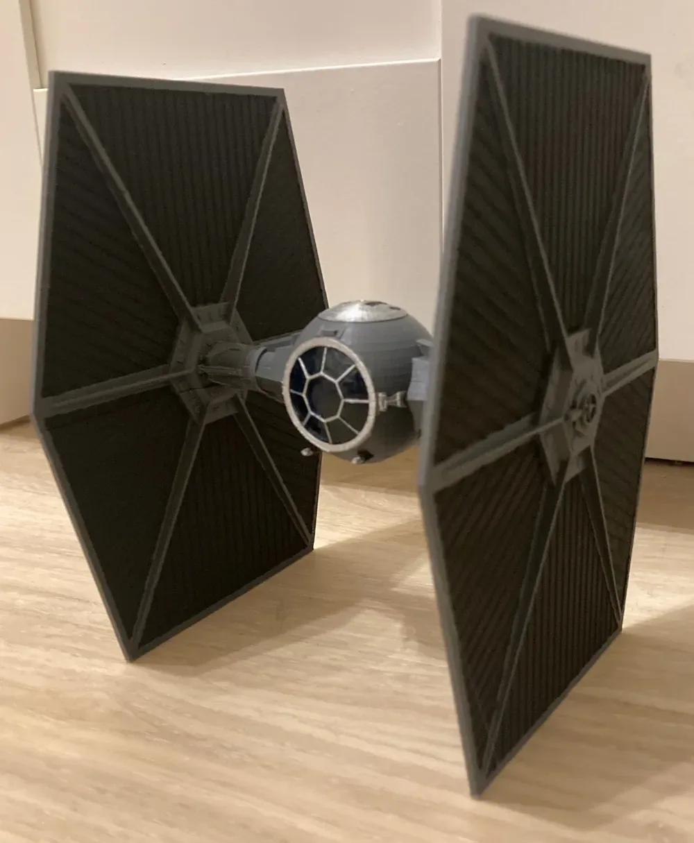 Caza TIE - Star Wars - Caza TIE imperial, vista 1
