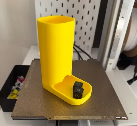 Torre de dados mínima para impresión 3D, vista 1